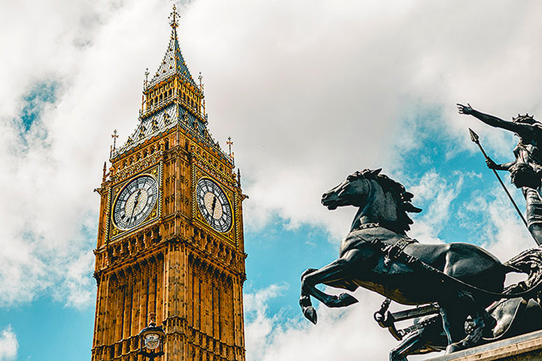 10 mistakes tourists ALWAYS make in London