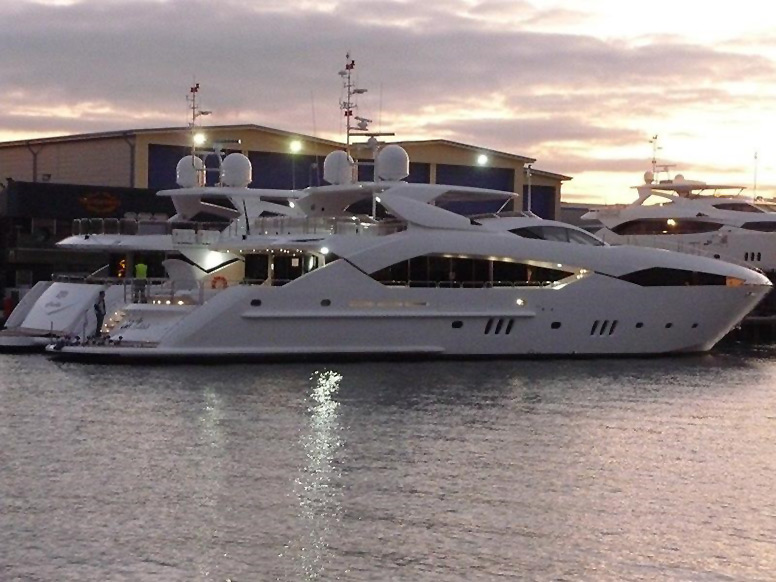  Chartering a Superyacht in the United Kingdom 