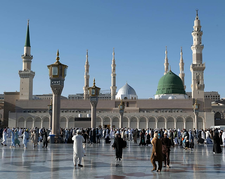 choosing the perfect hotel location in madinah