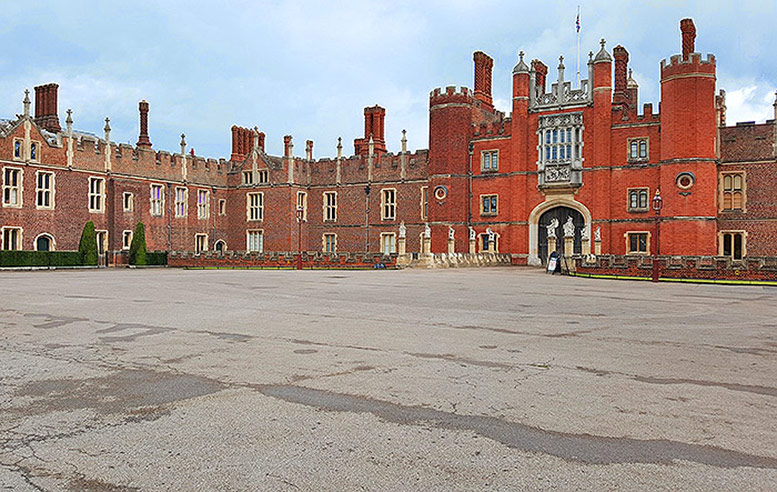 Hampton Court Palace