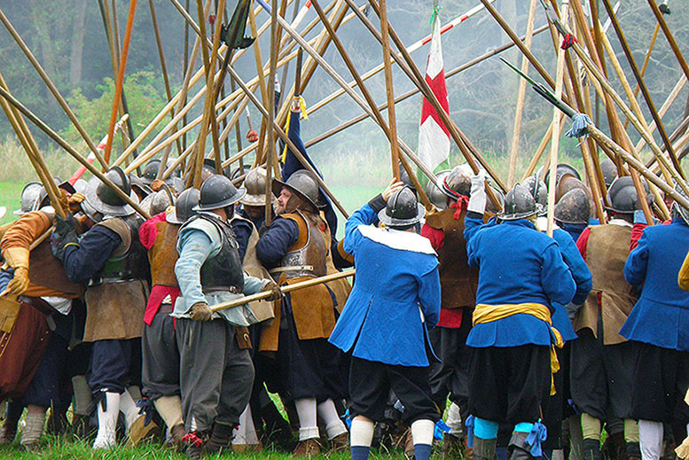 Pikemen and Roundheads