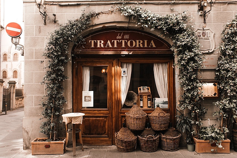 restaurant in italy